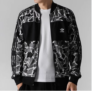 Áo Khoác Thun Camo Adidas DN8036