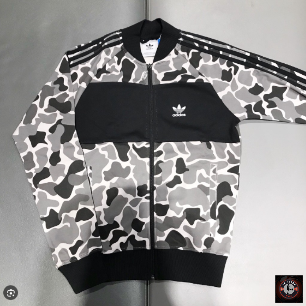 Áo Khoác Thun Camo Adidas DN8036